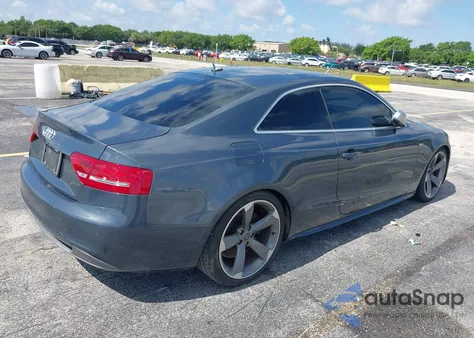 2011 Audi A5 2.0T Premium z USA, uszkodzony, nr VIN WAUWFAFRXBA004345